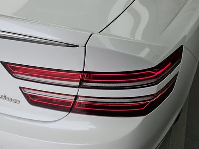 GENESIS G80 (RG3) - 10