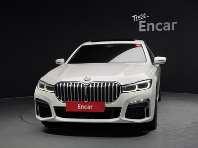 BMW 7 SERIES - 2