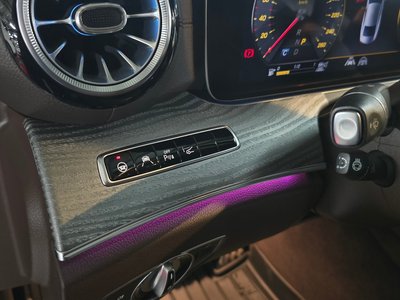 MERCEDES-BENZ CLS - 9