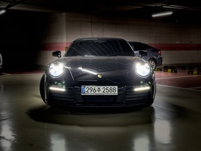 PORSCHE 911 - 4