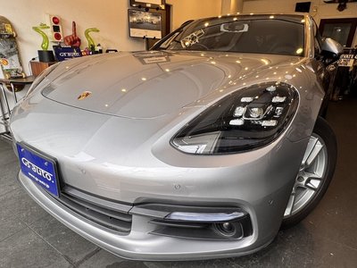 PORSCHE PANAMERA - 1