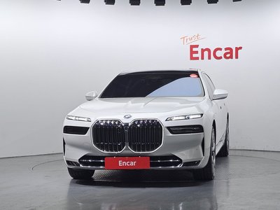 BMW 7 SERIES - 2