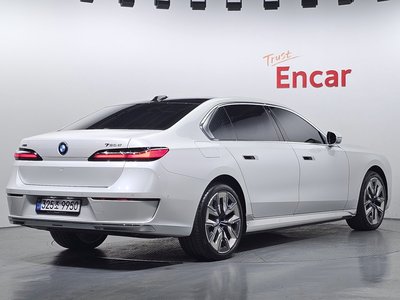 BMW 7 SERIES - 3