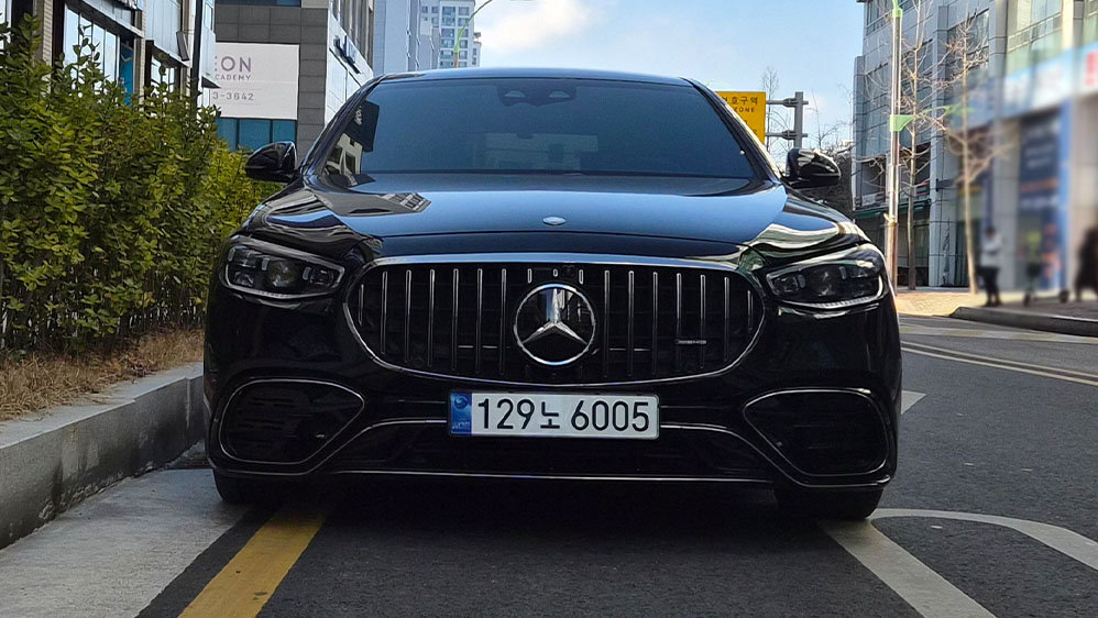 MERCEDES-BENZ S-CLASS - View 1