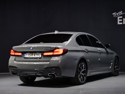 BMW 5 SERIES - 3