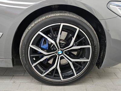 BMW 5 SERIES - 6
