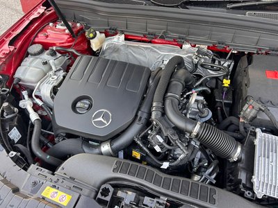 2025 Mercedes-BENZ GLB thumbnail 31