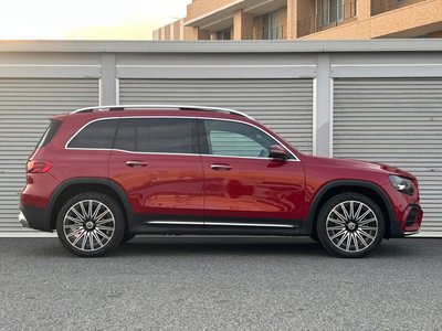 2025 Mercedes-BENZ GLB thumbnail 11