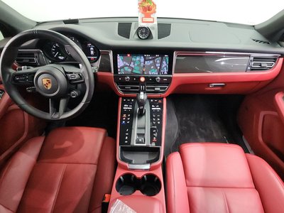 PORSCHE MACAN - 5