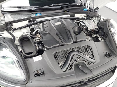PORSCHE MACAN - 7