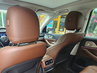 2025 Mercedes-BENZ GLE — миниатюра 16