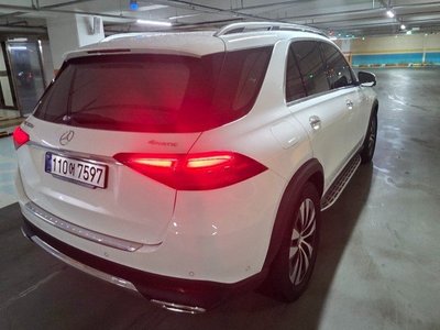 2026 Mercedes-BENZ GLE — фото 6
