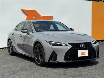 LEXUS IS - 8