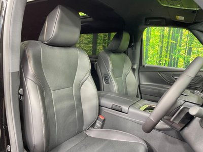 2026 TOYOTA ALPHARD photo 8