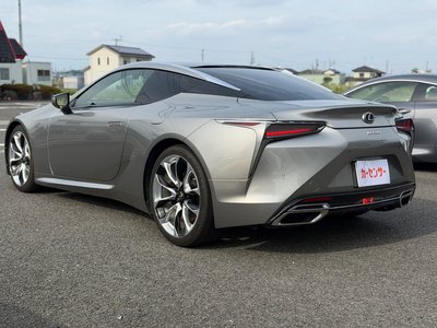 LEXUS LC - 10