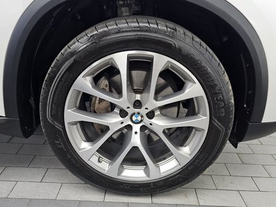 صورة 8 لـ 2021 BMW X5