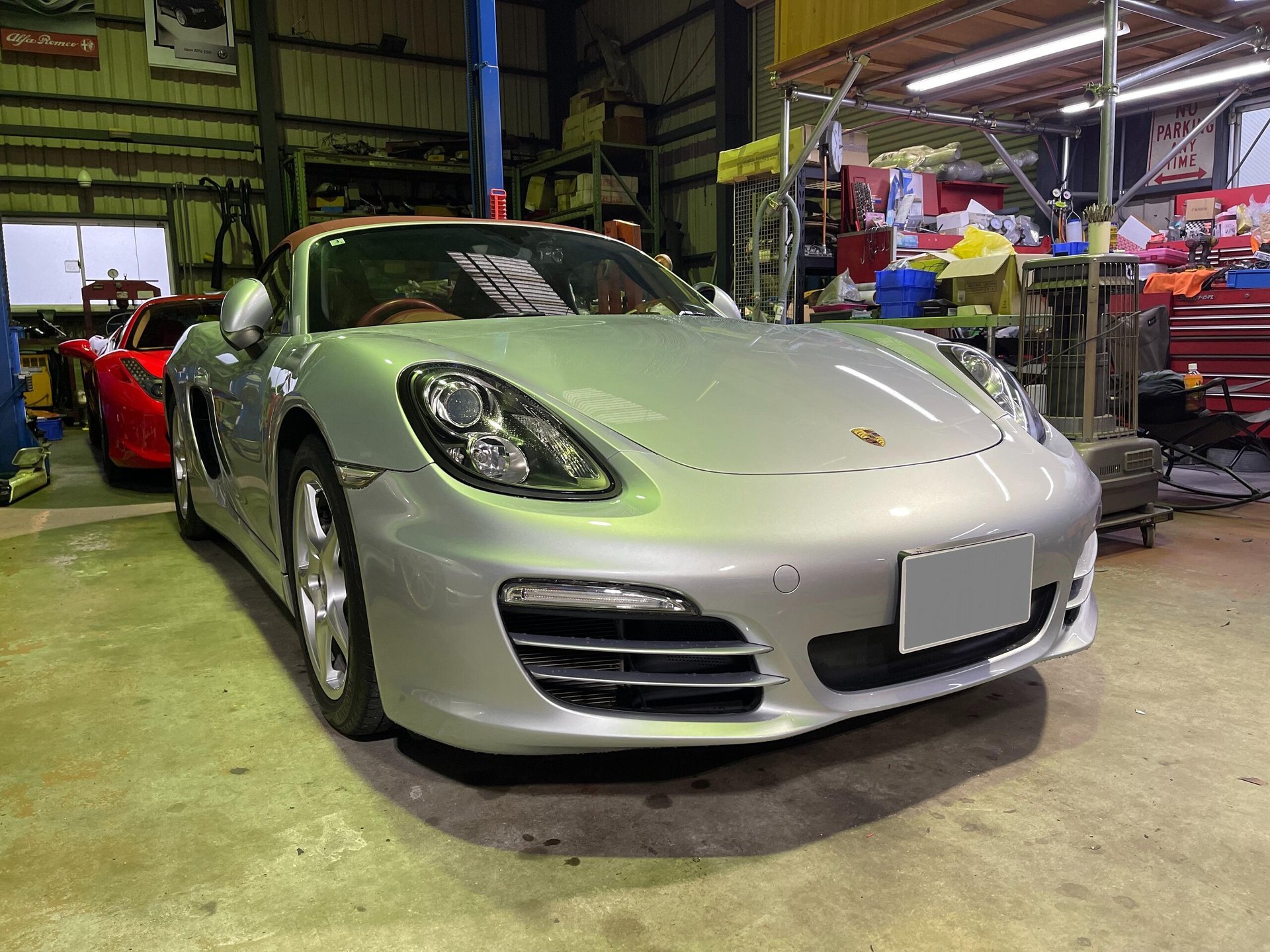 PORSCHE BOXSTER - View 1