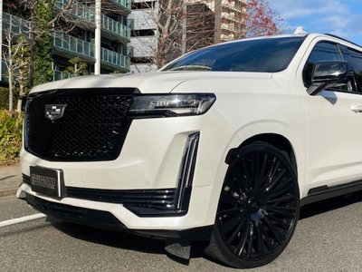 CADILLAC ESCALADE - 8