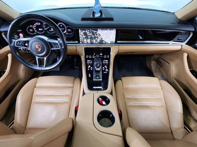 PORSCHE PANAMERA - 5