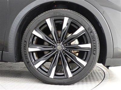 TOYOTA CROWN CROSSOVER - 10