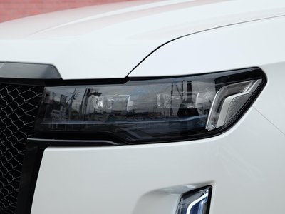 CADILLAC ESCALADE - 3