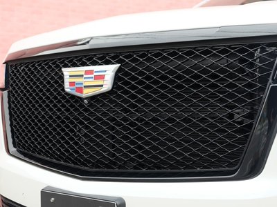 CADILLAC ESCALADE - 4