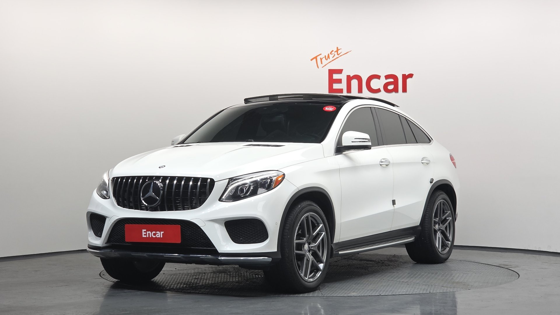 MERCEDES-BENZ GLE - View 1