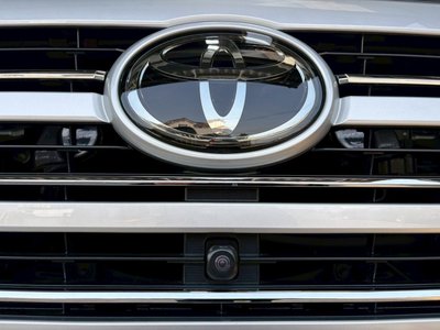 TOYOTA LAND CRUISER 300 - 9