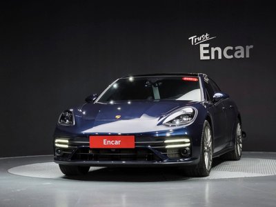 PORSCHE PANAMERA - 2
