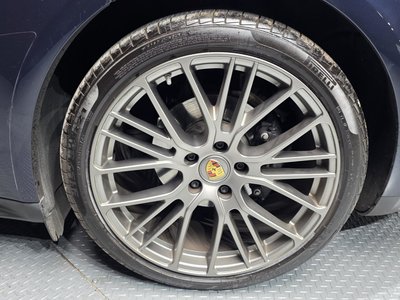 PORSCHE PANAMERA - 9