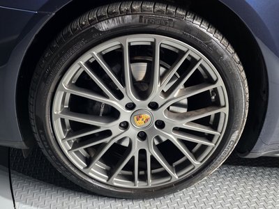 PORSCHE PANAMERA - 7