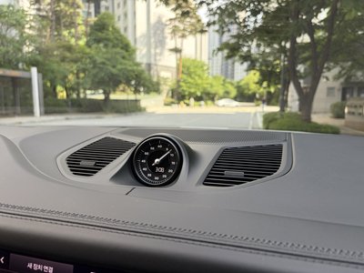 PORSCHE CAYENNE - 9