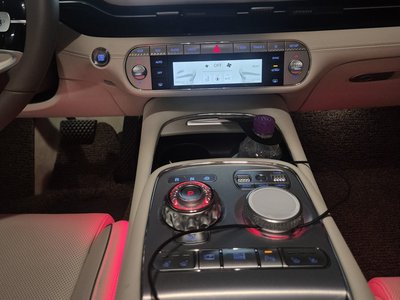 2024 Genesis G90 (RS4) 照片 5