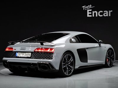 2021 AUDI R8 — фото 3