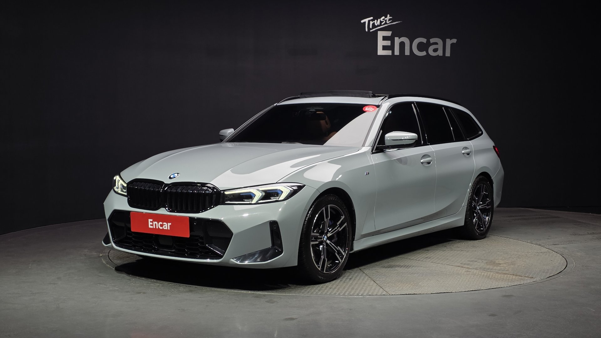 BMW 3 SERIES - View 1