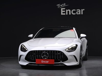 2025 Mercedes-BENZ GT AMG 照片 2