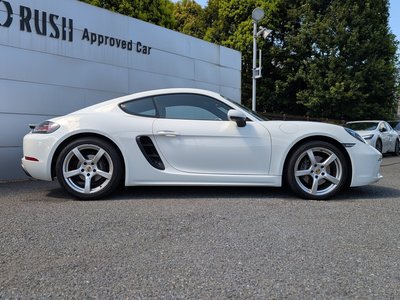 صورة 2 لـ 2018 Porsche 718