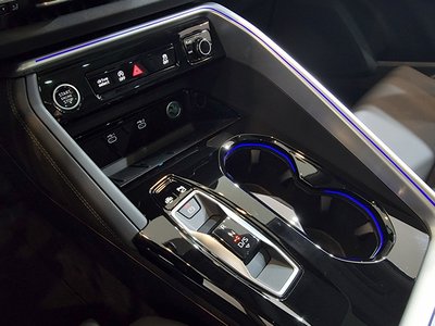 2025 AUDI Q5 — фото 9