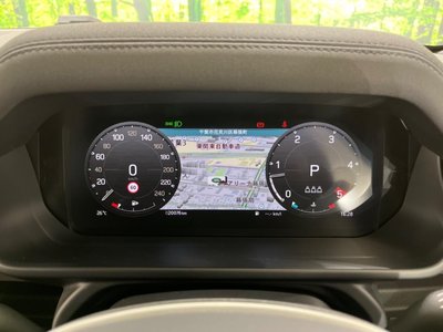 LAND ROVER DEFENDER - 6