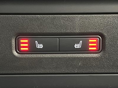 LAND ROVER DEFENDER - 5