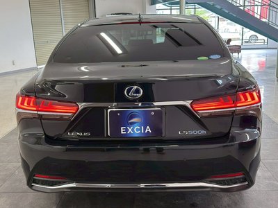 LEXUS LS - 9