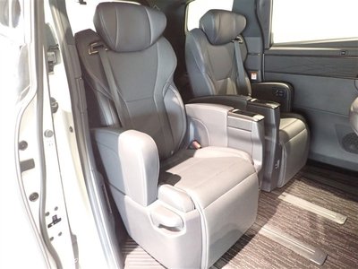 TOYOTA ALPHARD - 10