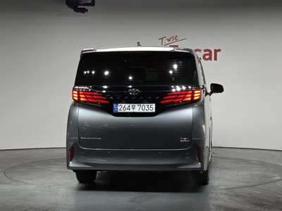 TOYOTA ALPHARD - 4