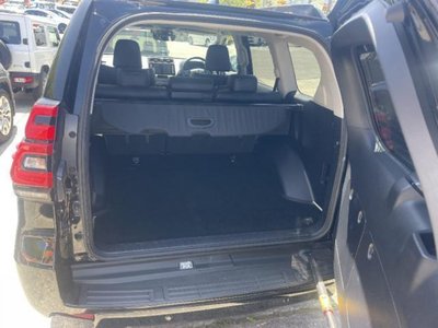 TOYOTA LAND CRUISER PRADO - 9