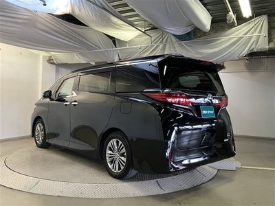2023 Toyota ALPHARD — фото 6