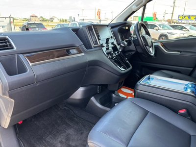2020 Toyota GRAND ACE — миниатюра 12