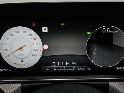 صورة 8 لـ 2022 Genesis G90 (RS4)