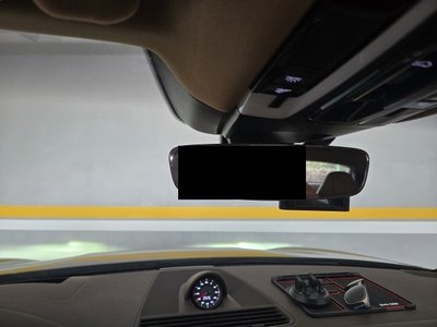 PORSCHE PANAMERA - 8