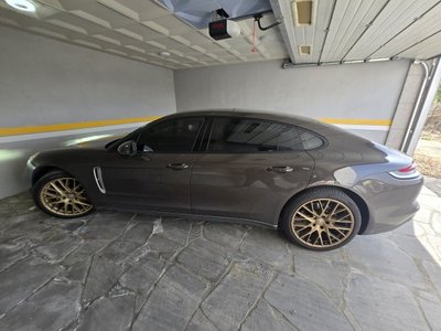 PORSCHE PANAMERA - 5