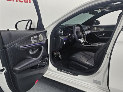 MERCEDES-BENZ E-CLASS - 10